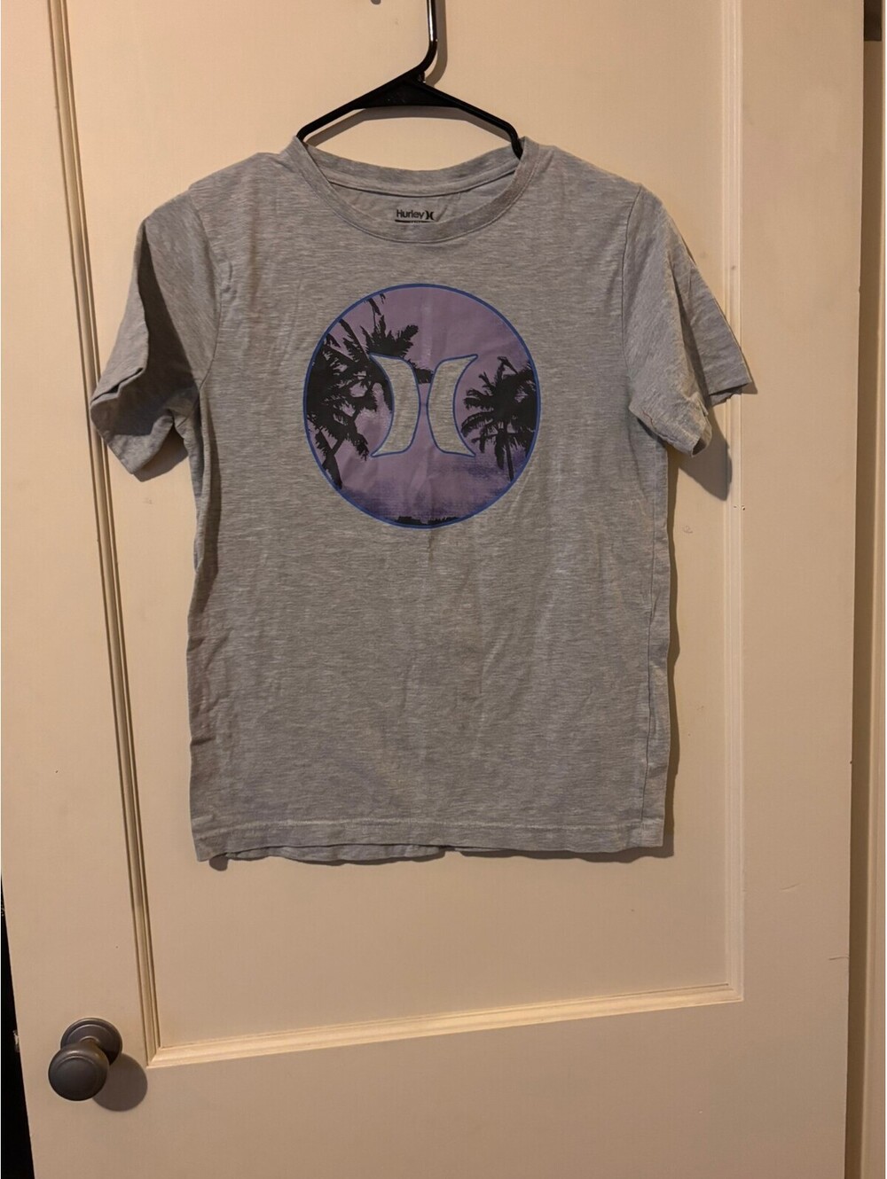 Hurley Gray Graphic T-Shirt with Palm Tree Design Size 14/16